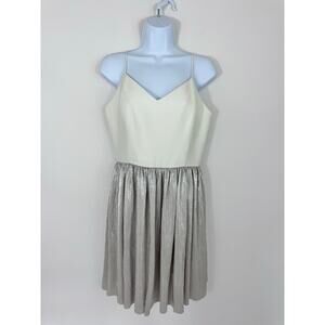 Amanda Uprichard Silk White & Silver Metallic Pleated Dress NWT - Size M